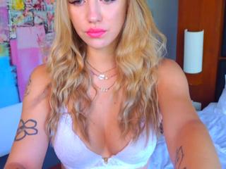 Chantall Reynolds flirt4free stream image