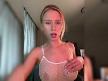 Sunlovv bongacams stream image