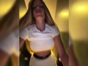 ALVUWKA bongacams stream image