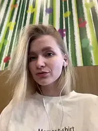 Adelovenick stripchat stream image