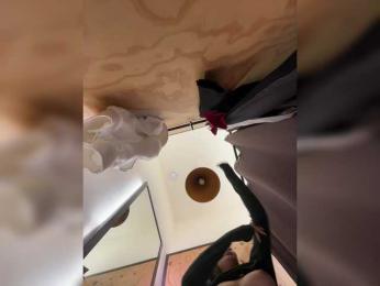 wlcm2talilia bongacams stream image