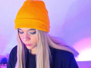 Scarlet Bridge flirt4free stream image