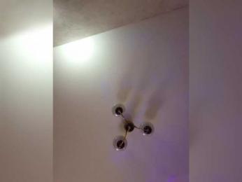 LittleDelora bongacams stream image