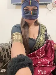 HoneyBearCpl stripchat stream image