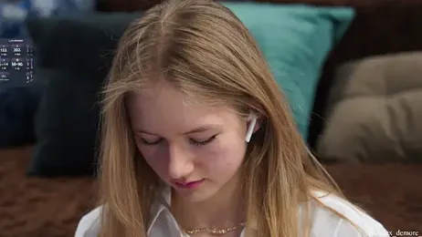 Alexandra_Demore stripchat stream image