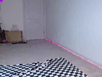 petitebrat chaturbate stream image