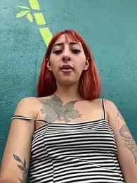 PurpleLinn stripchat stream image