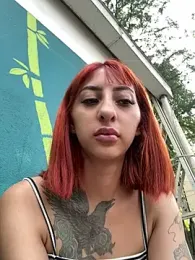 PurpleLinn stripchat stream image