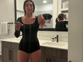 camiliakxoxo chaturbate stream image