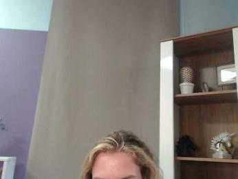 Soft-Zoey bongacams stream image