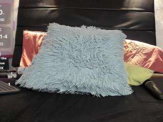 julieta-coopeer camsoda stream image