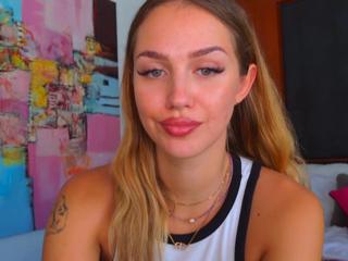 Chantall Reynolds flirt4free stream image