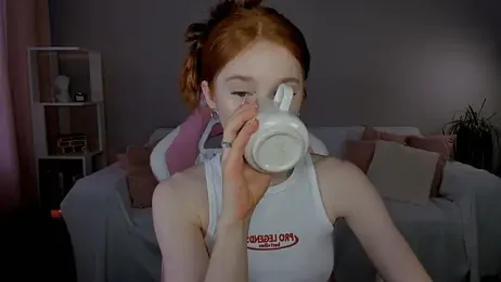 Leahsthetics stripchat stream image