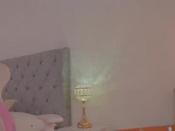 nicolle_mitchelle chaturbate stream image