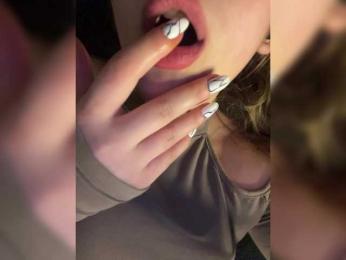 little-devil bongacams stream image