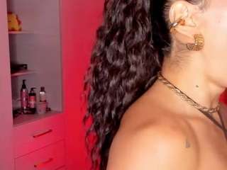 dani-moore camsoda stream image