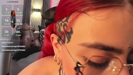 selene_red_ stripchat stream image