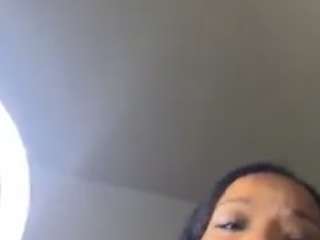 tastethepeach camsoda stream image