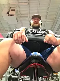Strong_Bear89 stripchat stream image, 26.04.2025 08:30