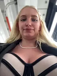 Milkyy_wway stripchat stream image