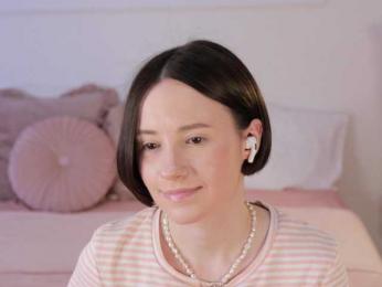 MissEssie bongacams stream image