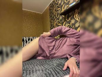 LouiseJenkin bongacams stream image