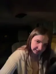 DoriDeluxe66 stripchat stream image