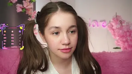 AmiLewis stripchat stream image