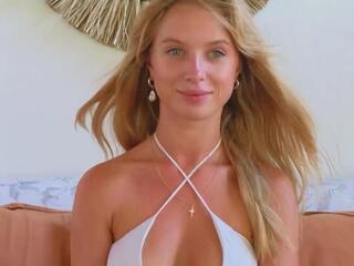 Emma Wilde flirt4free stream image