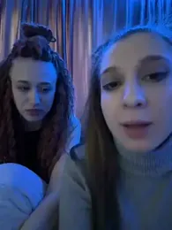 RollingGirlzzz stripchat stream image