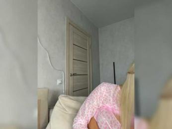 Mila-m bongacams stream image