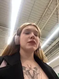 Honey___Hot stripchat stream image