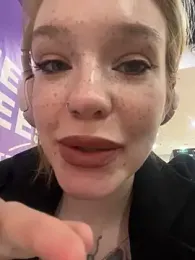 Honey___Hot stripchat stream image