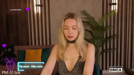 Holl1Would stripchat stream image