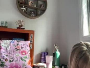 kittengirlxo chaturbate stream image