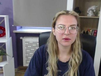 Soft-Zoey bongacams stream image