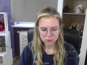 Soft-Zoey bongacams stream image