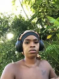 LuciousLips96 stripchat stream image