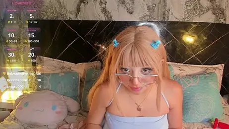 EmilyyGomez stripchat stream image