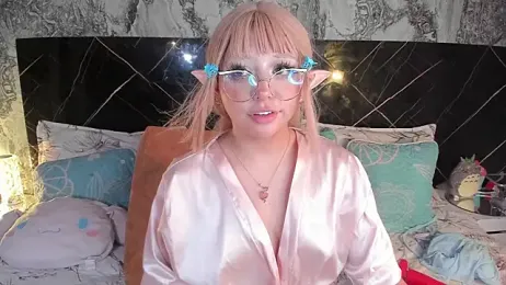 EmilyyGomez stripchat stream image