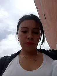 LIZ-06_ stripchat stream image