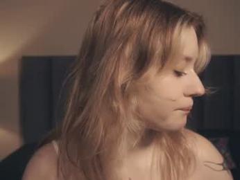 vivid_girls chaturbate stream image