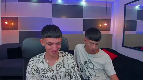 Juan_Nd_Steven stripchat stream image