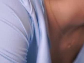 little_poetry chaturbate stream image