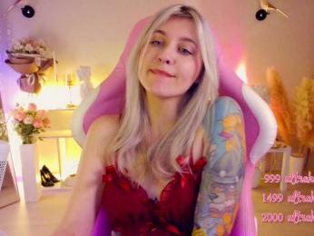 HoneyCherry bongacams stream image