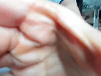 _gummies15 chaturbate stream image