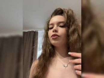 YourLadyyy bongacams stream image