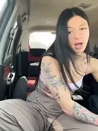 JulliaVegas stripchat stream image