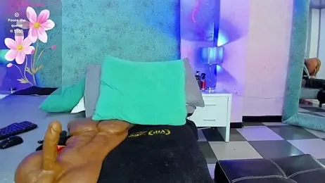 riri_brunnete stripchat stream image