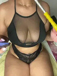 -Maya-- stripchat stream image